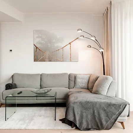 Luxurious Skyline * Talin