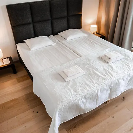 Apartment Luxurious Skyline *